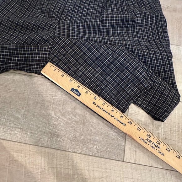 LIZ CLAIBORNE WOMENS SIZE 16 PRE A PORTER SHORTS BLACK PLAID NEW - Picture 4 of 9